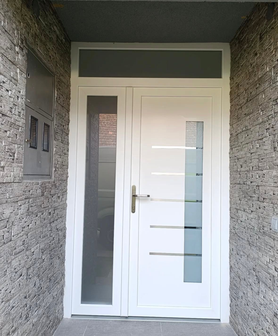 Aluminijska vrata izradena po mjeri